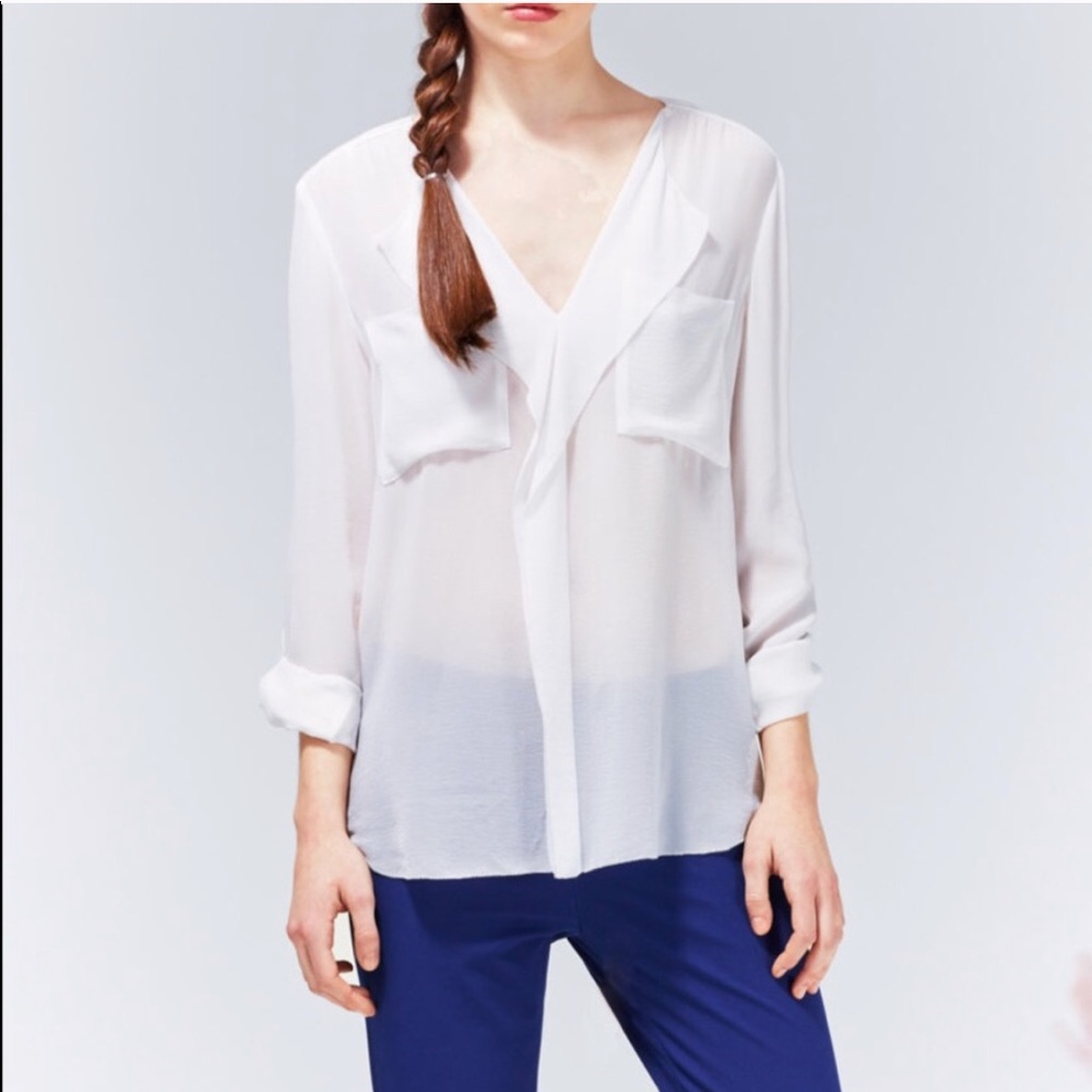 NWOT Aritzia Babaton 100% Silk Blouse